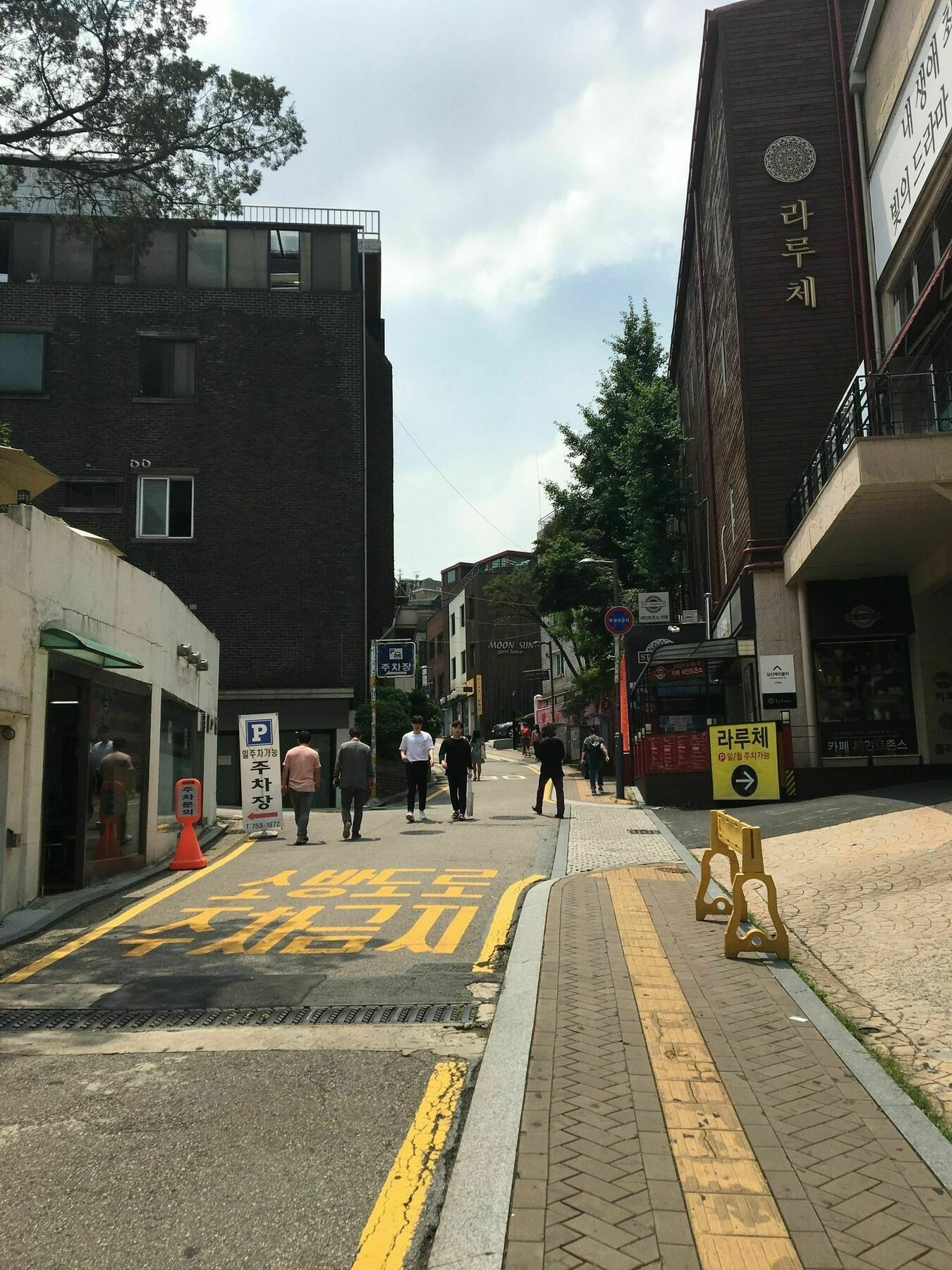 Myeong-Dong Good Stay Сеул Екстериор снимка